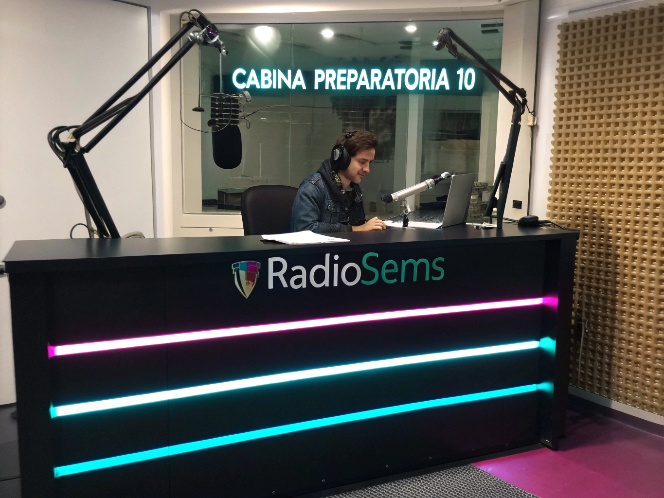 RADIO Y SOCIEDAD